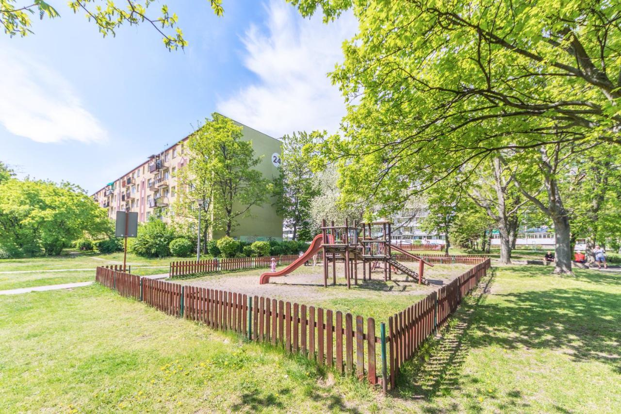 Apartament Kapitanski Do 6 Osob-25 Min Od Plazy Gdansk Dış mekan fotoğraf